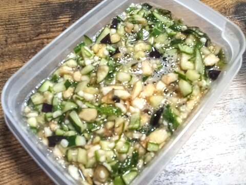 今日はネバネバ〜!!簡単♪山形だし風な感じです。